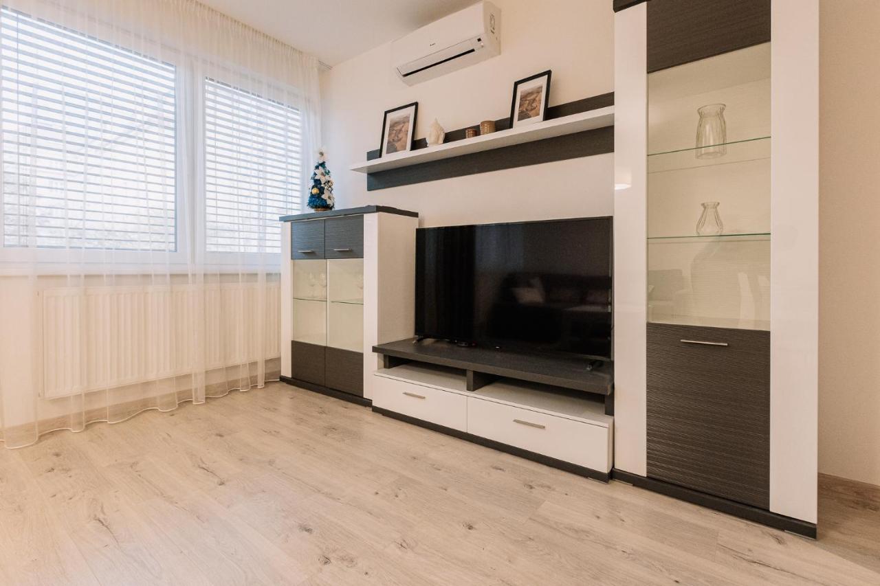 Skau Dunajska 58A Apt3 Appartement Bratislava Buitenkant foto